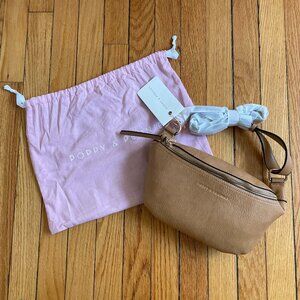 Poppy & Peonies - the Sidekick in Camel